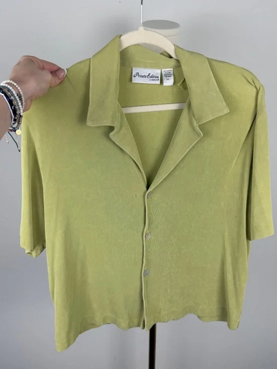 Chico’s Private Edition Light Green Button Top - Picture 7 of 7